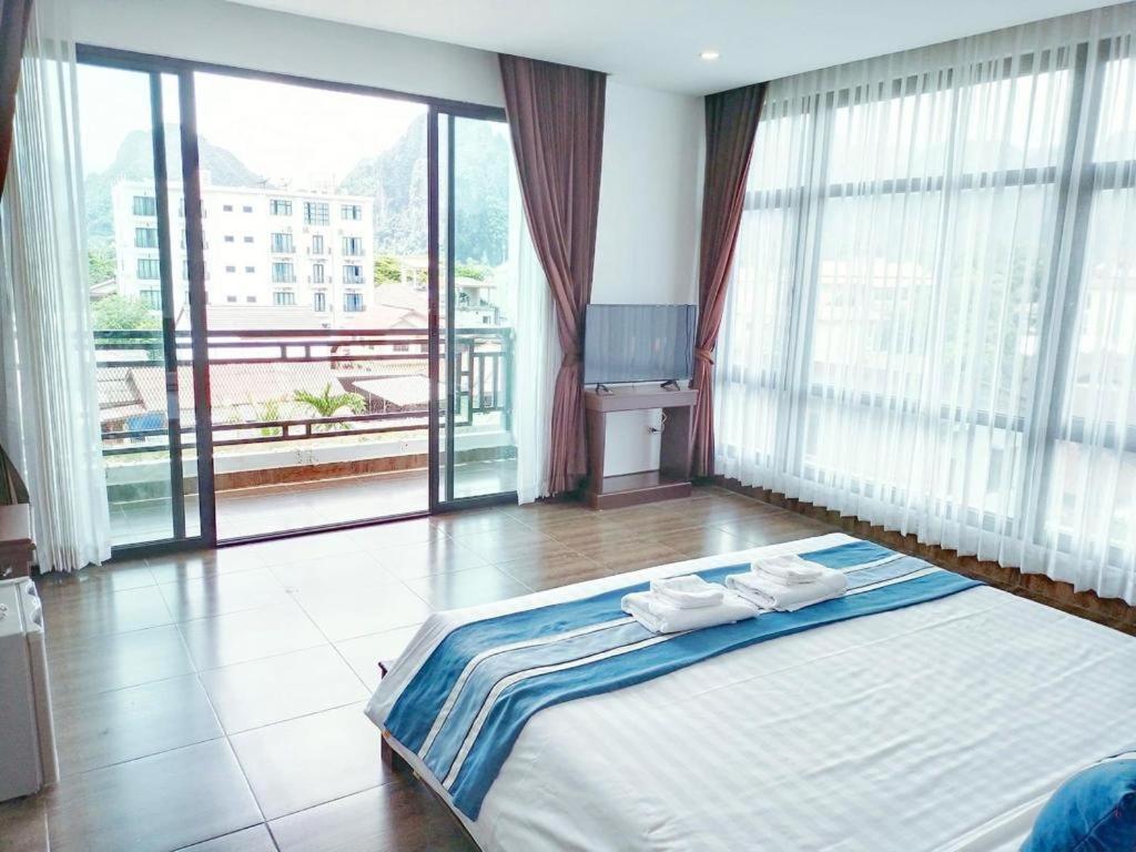 Vang Vieng Topview Hotel Экстерьер фото