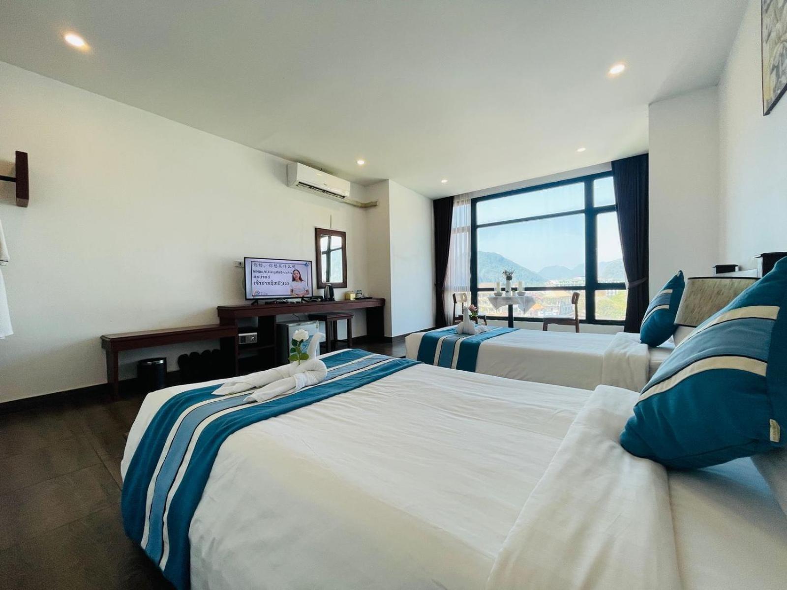 Vang Vieng Topview Hotel Экстерьер фото
